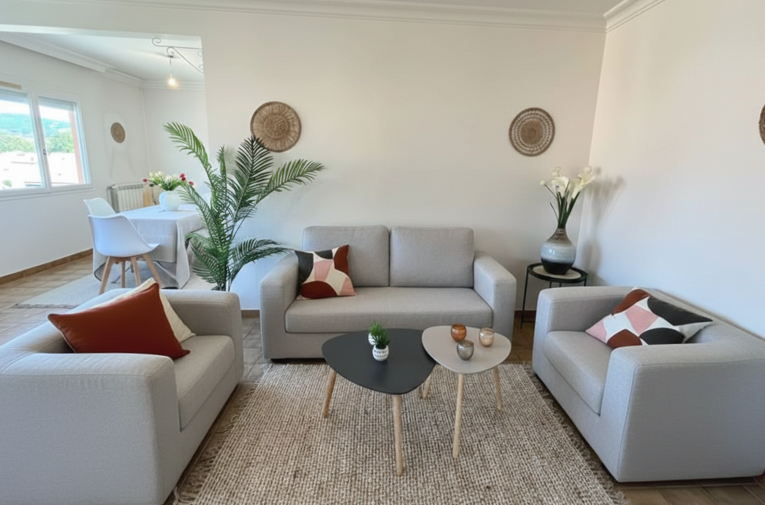 Mobilier et canapés gonflables pour home staging à Hyères