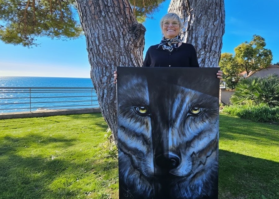 Villa de prestige décorée (intérieur/extérieur) avec les tableaux de Cathy Fix à Carqueiranne, près de Hyères.